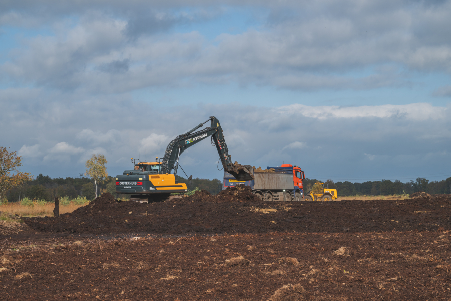Kade bouwen Aamsveen_Milou Sijtsma